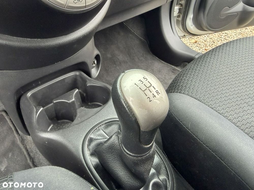 Nissan Micra - 19