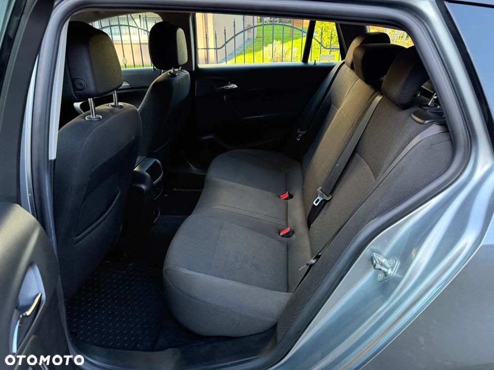 Opel Insignia 2.0 CDTI Sports Tourer Active - 18