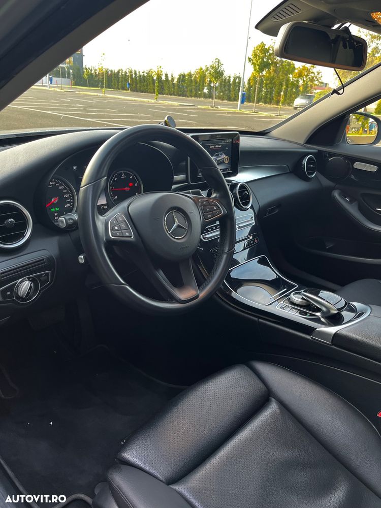 Mercedes-Benz C - 18