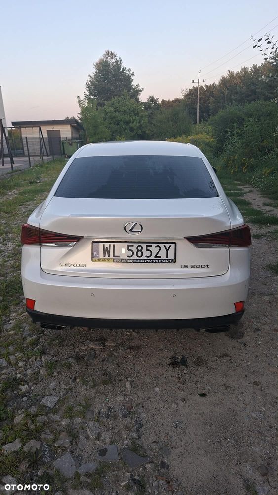 Lexus IS 200t / 300 Elegance - 9