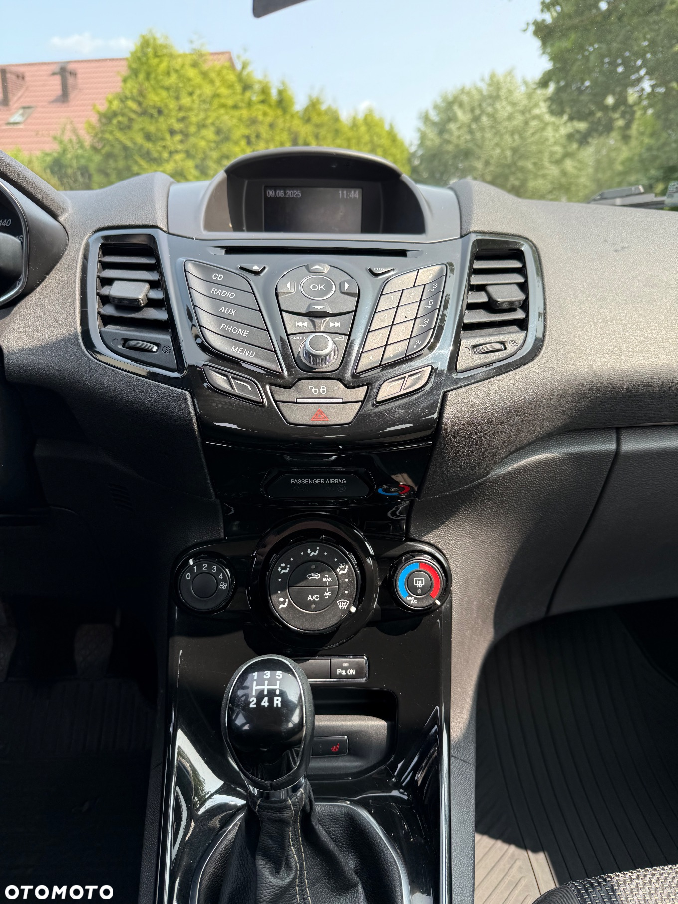 Ford Fiesta 1.0 Ambiente - 22