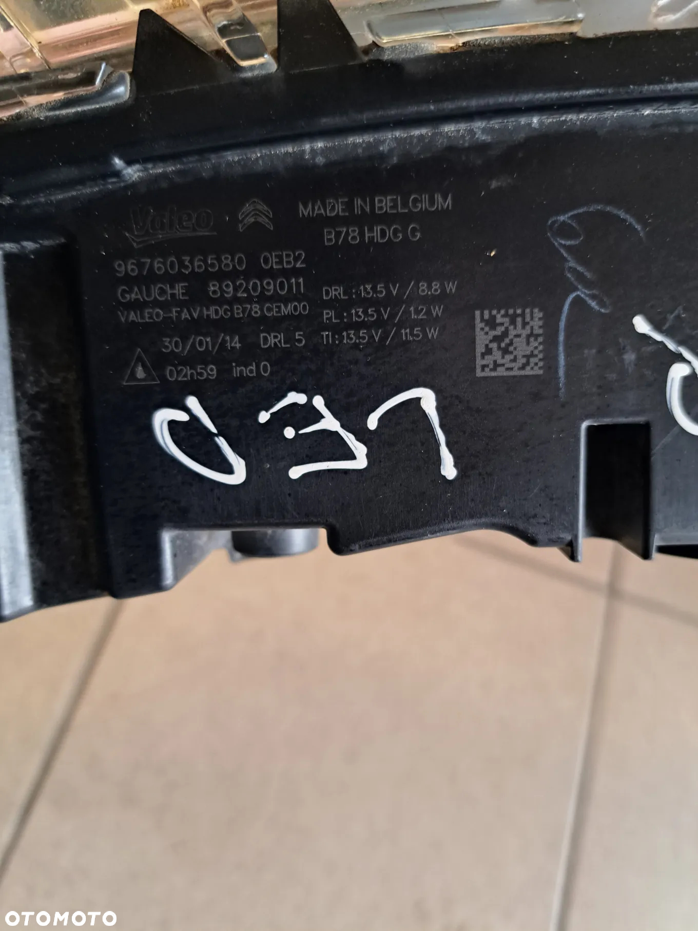 Citroen c4 picasso II lampa led  prawa 9676036480 - 7