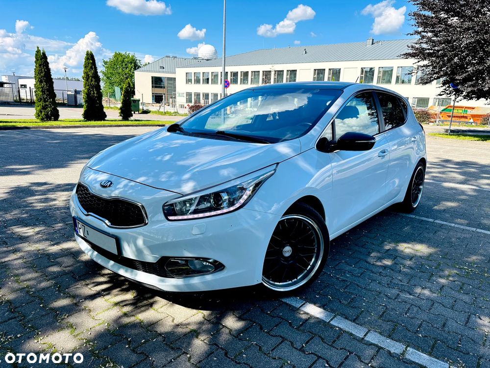 Kia Ceed 1.6 CRDi L - 1