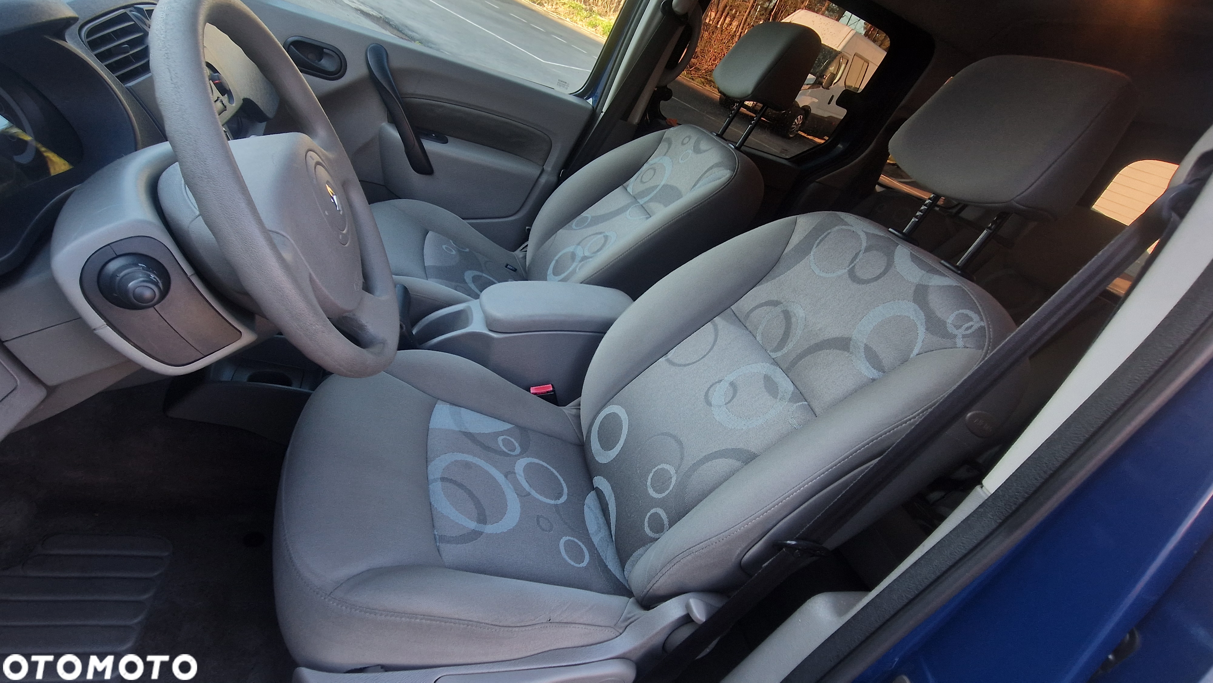 Renault Kangoo 1.6 8V 90 Happy Family - 22