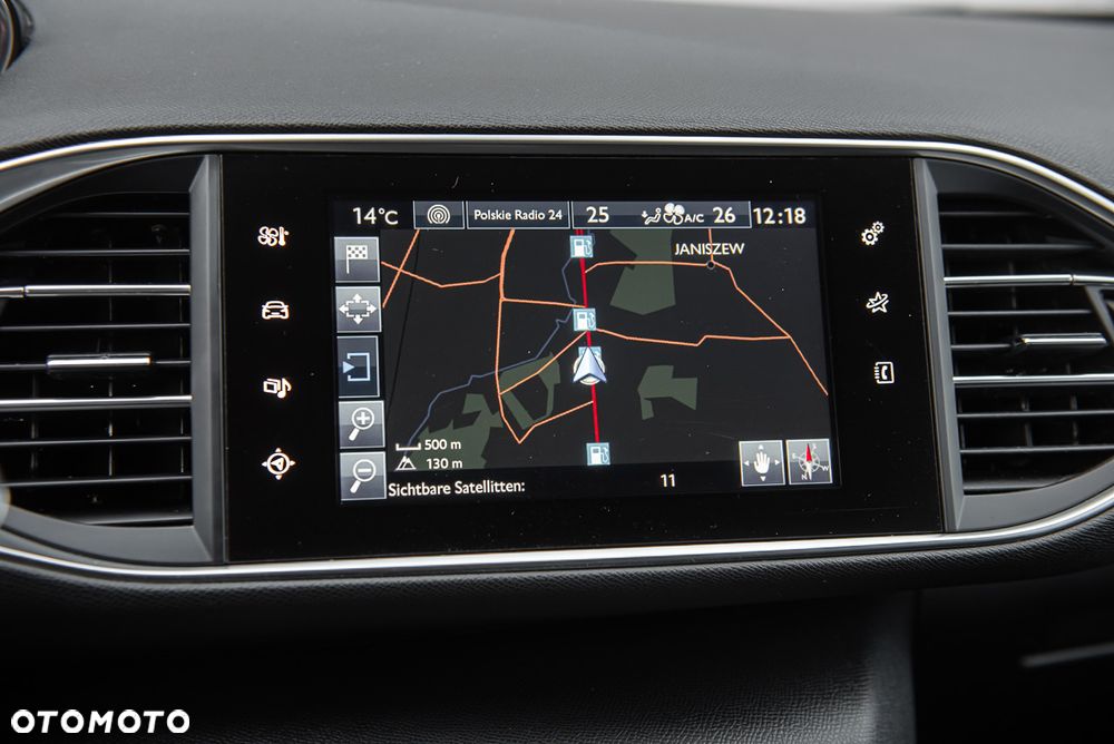 Peugeot 308 1.6 e-THP GT S&S - 23