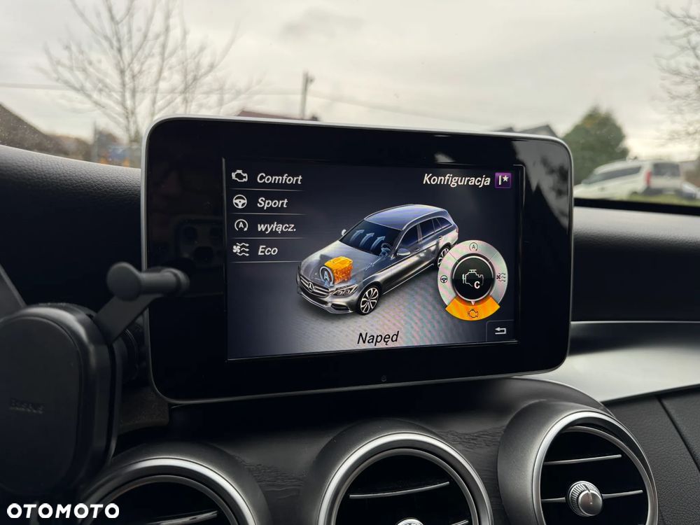 Mercedes-Benz Klasa C 200 (BlueTEC) d 7G-TRONIC Avantgarde - 25