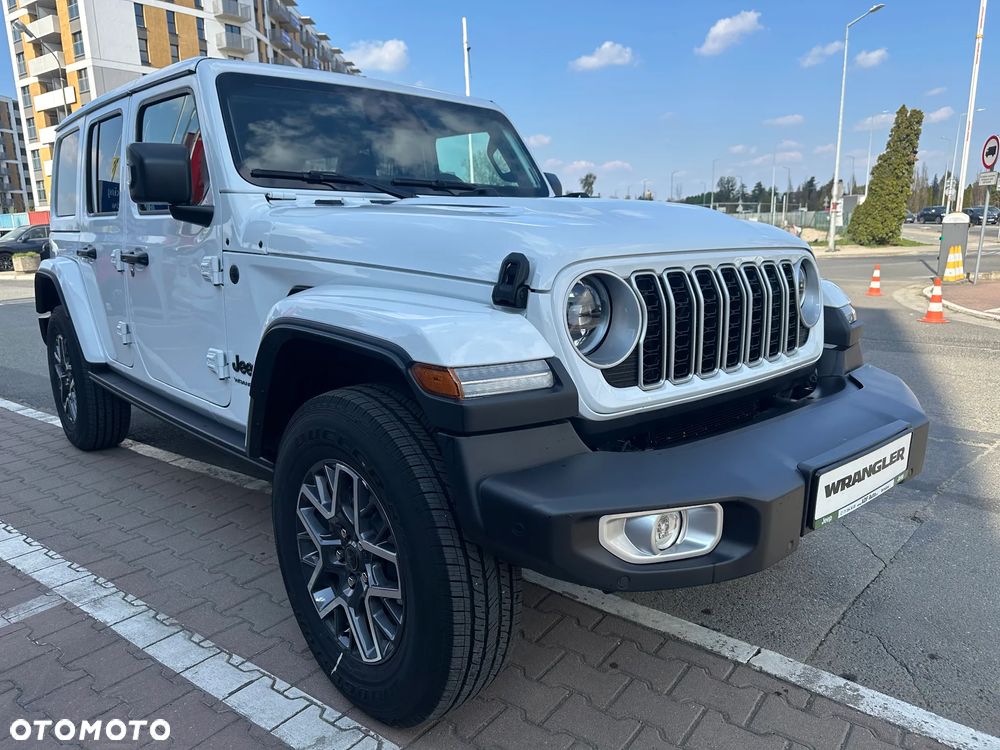 Jeep Wrangler Unlimited GME 2.0 Turbo Sahara - 3