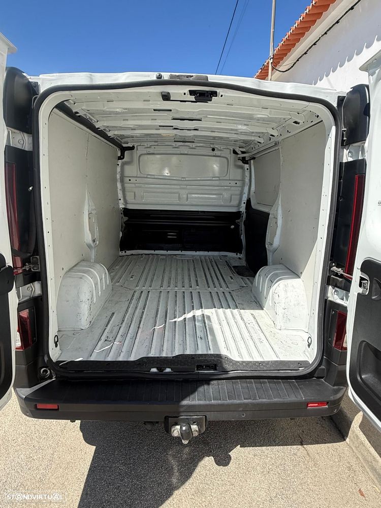 Opel Vivaro - 9