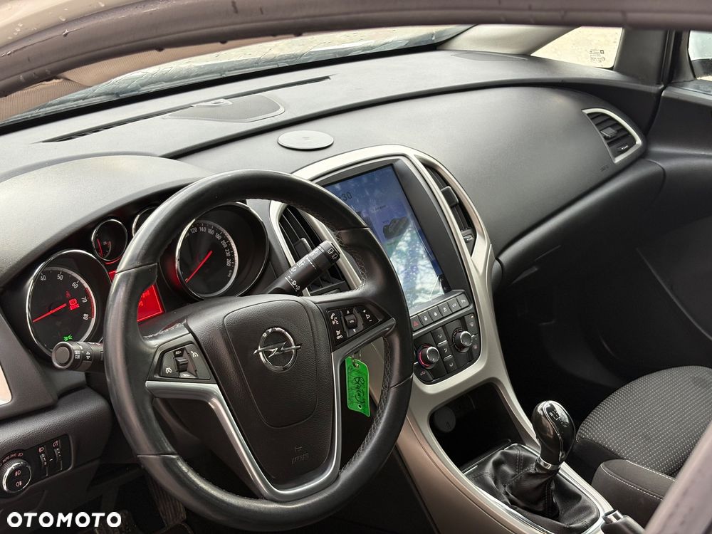 Opel Astra 1.4 Turbo Design Edition - 8