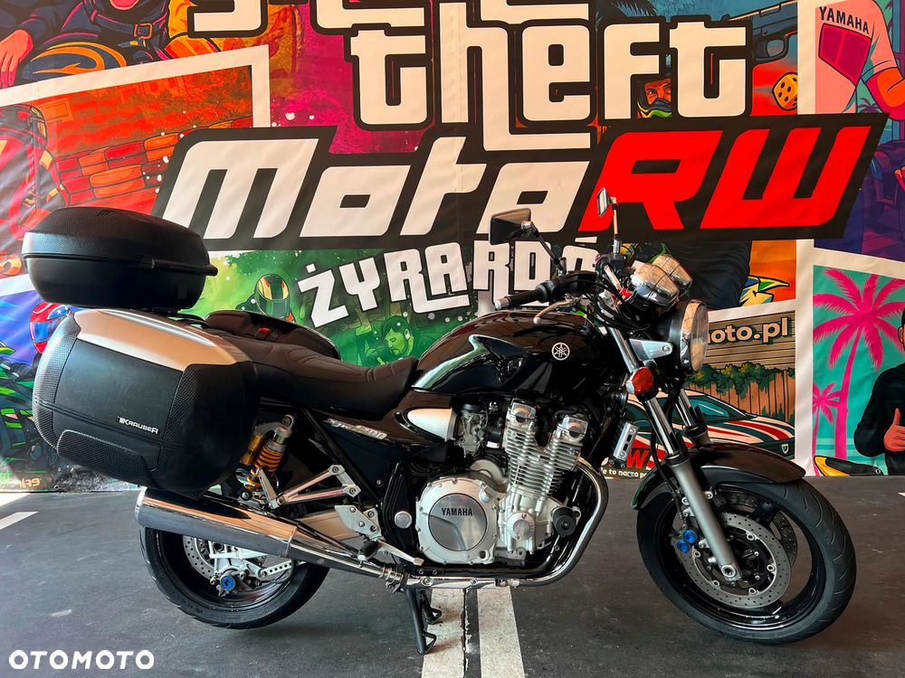 Yamaha XJR - 4