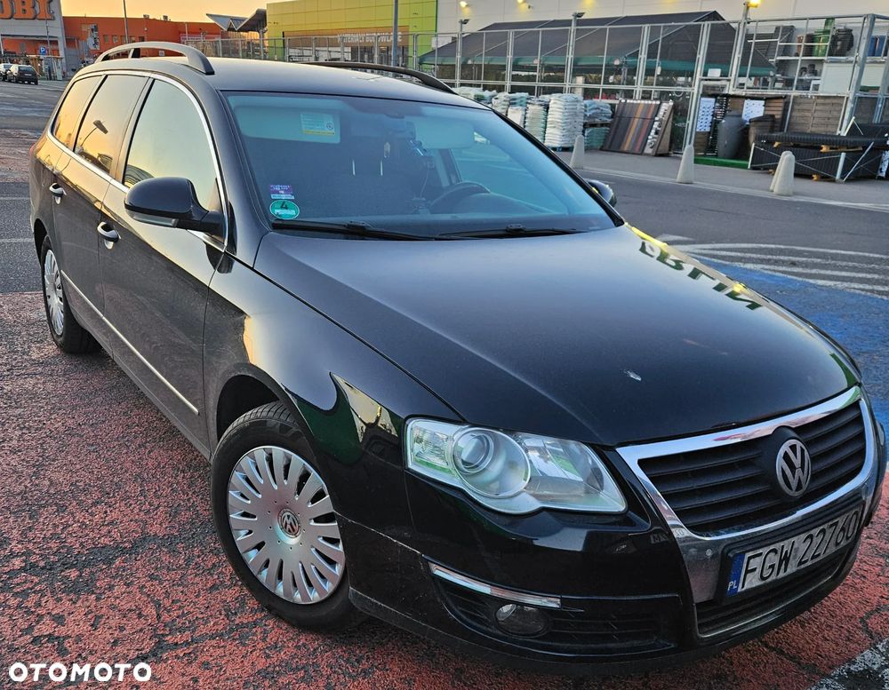 Volkswagen Passat 1.6 Comfortline - 3