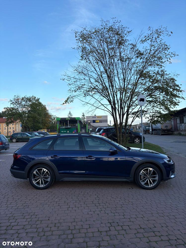Audi A4 Allroad - 10