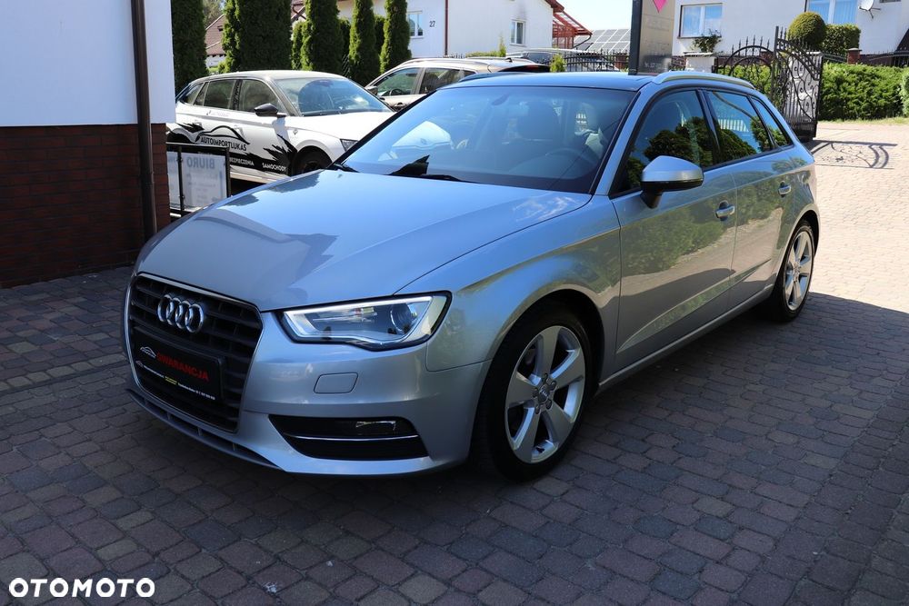 Audi A3 Sportback - 3