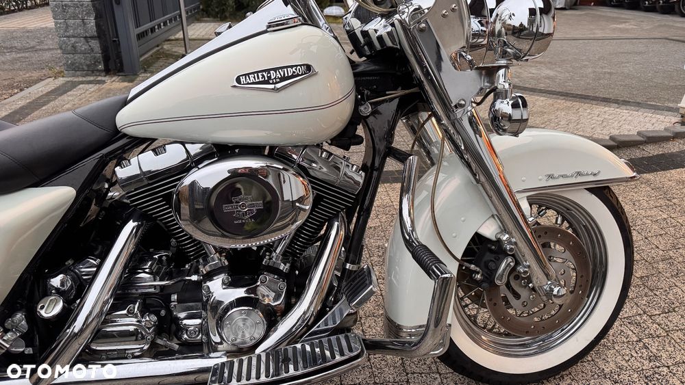 Harley-Davidson Touring Road King - 16