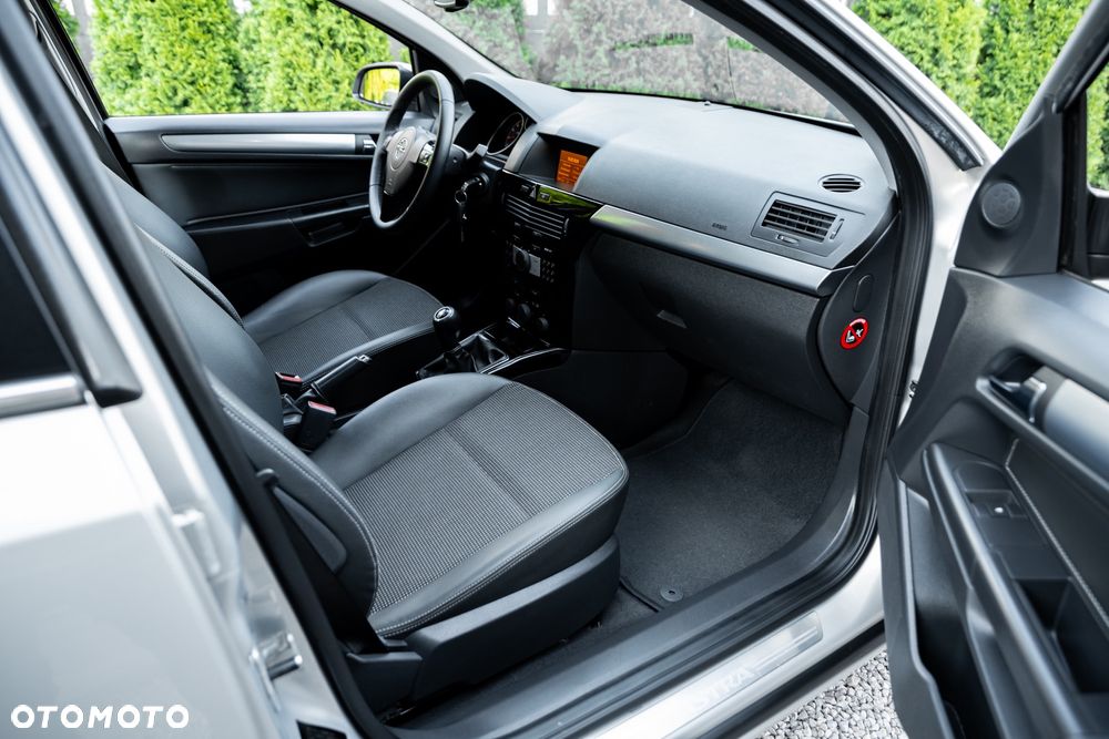 Opel Astra 1.4 Comfort / Cool - 23