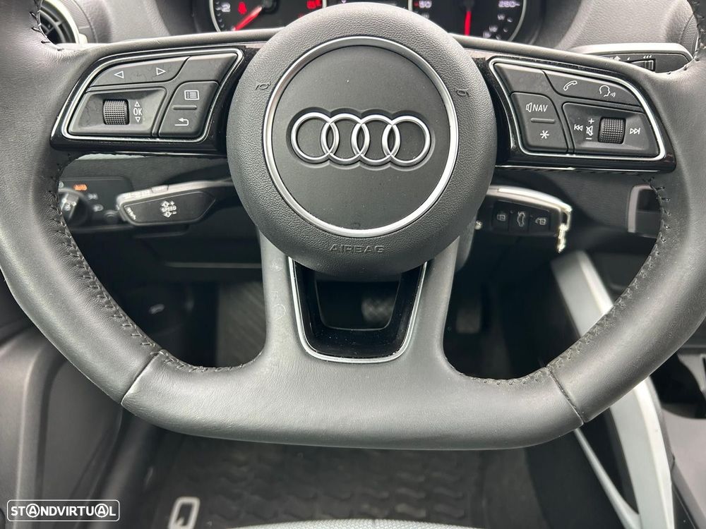 Audi Q2 30 TFSI Design S tronic - 35