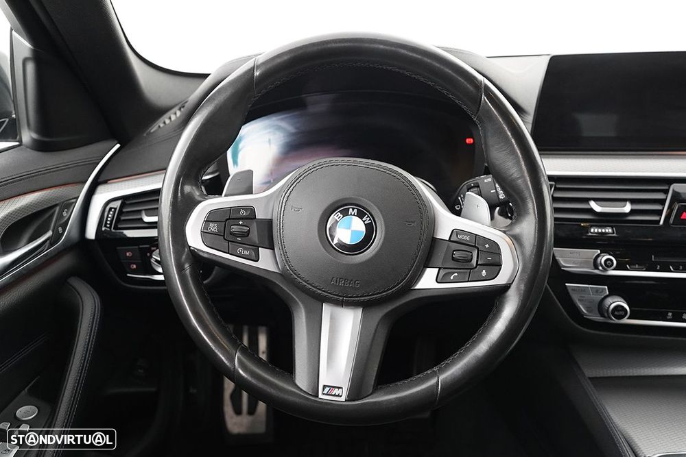 BMW 520 d Pack M Auto - 18