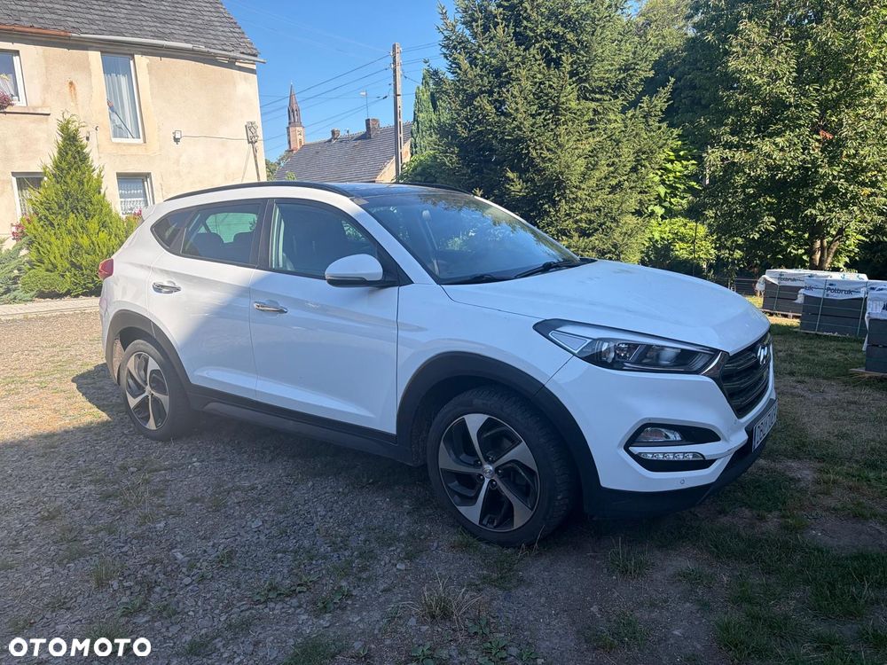 Hyundai Tucson 1.7 CRDI BlueDrive Style 2WD - 12
