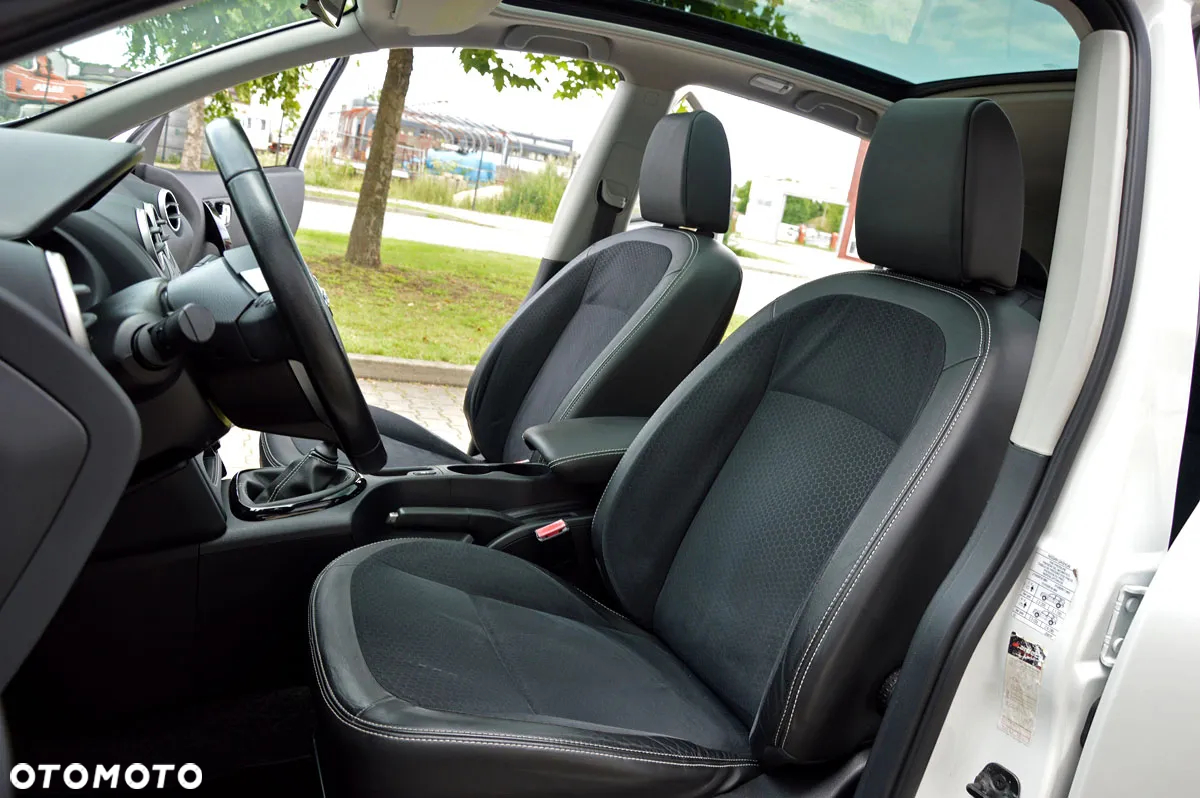 Nissan Qashqai 1.6 dCi 360 S&S - 23