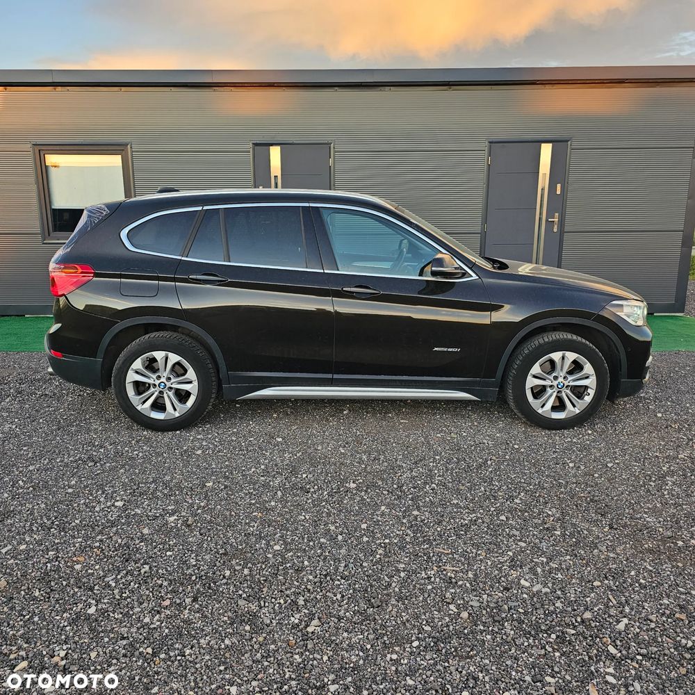 BMW X1 xDrive20i xLine sport - 14