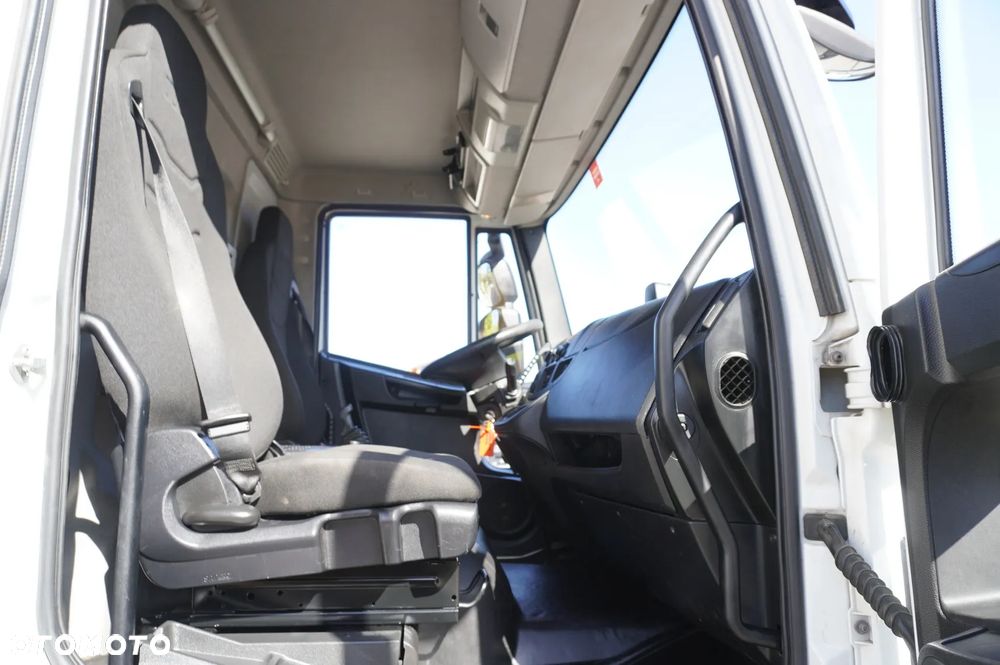 Iveco Eurocargo 190-280L 19t E6 Chłodnia Lamberet 22 palety / Bitemperatura - 37