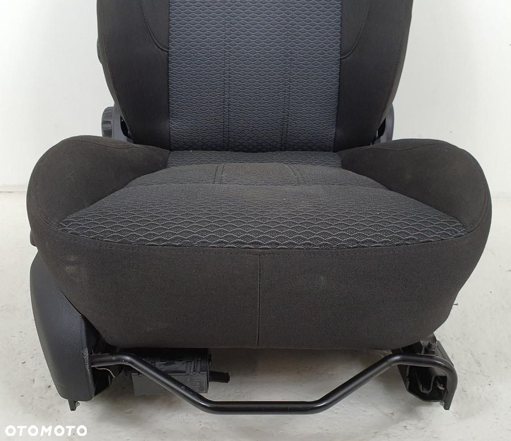 FOTEL PRAWY PRZÓD GRZANY FORD MONDEO MK4 EUROPA - 2