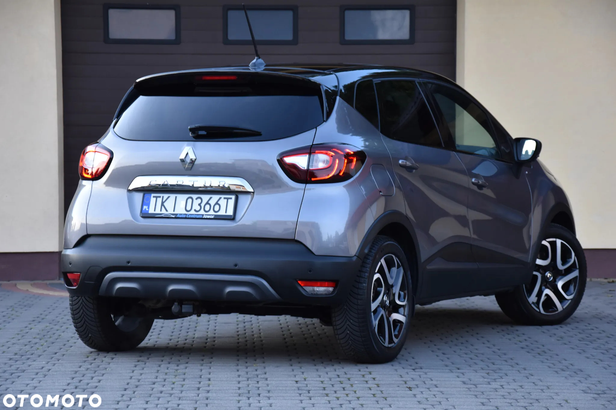 Renault Captur ENERGY TCe 120 EDC Bose Edition - 4