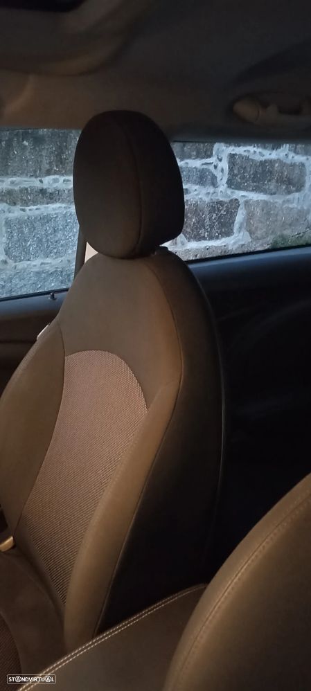 MINI 3 Portas Cooper D - 6