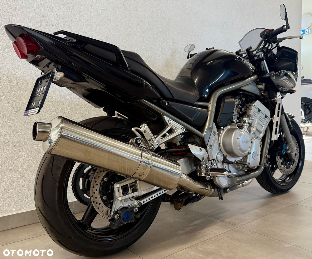 Yamaha FZS - 5
