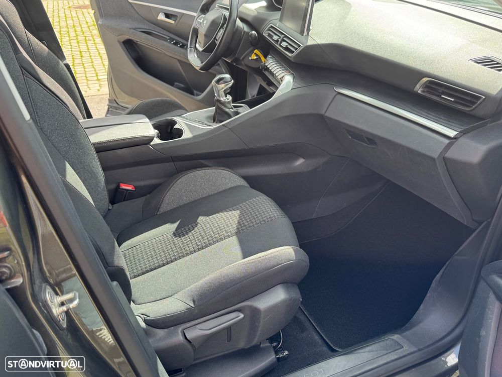 Peugeot 3008 1.5 BlueHDi Active Pack - 21