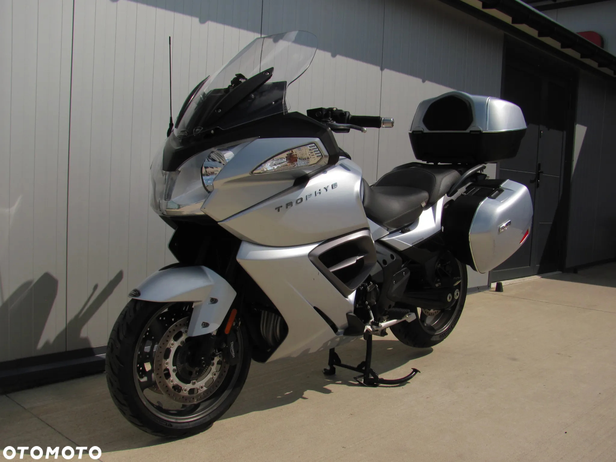 Triumph Trophy - 17