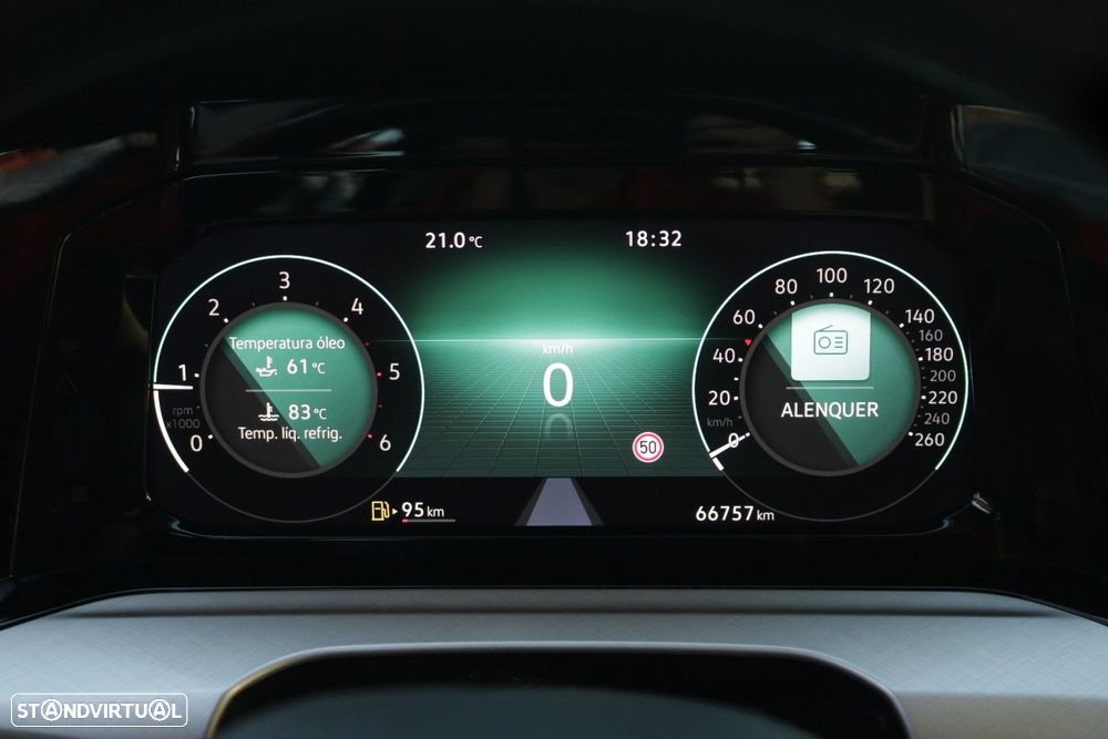 VW Golf 2.0 TDI Life - 35