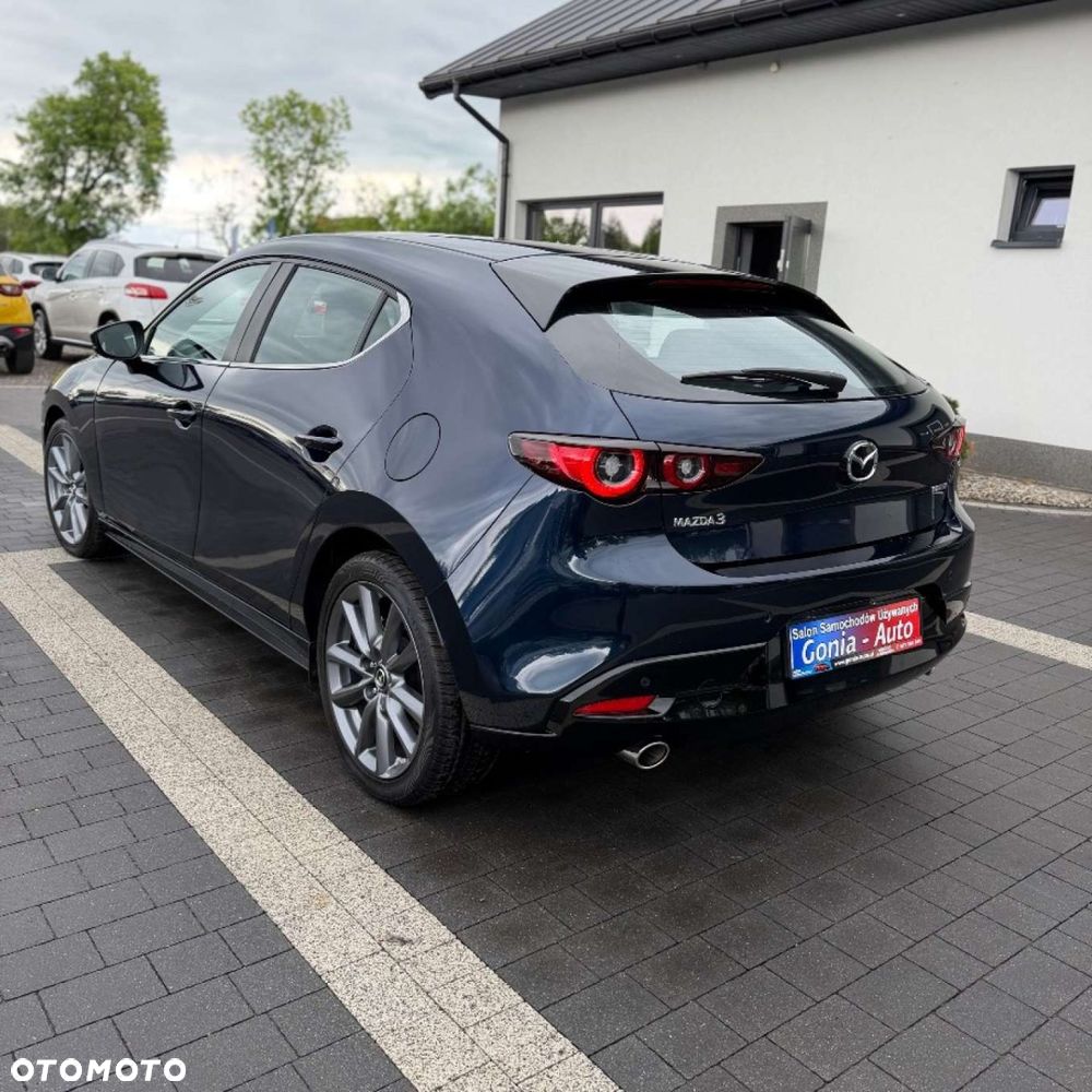 Mazda 3 - 7