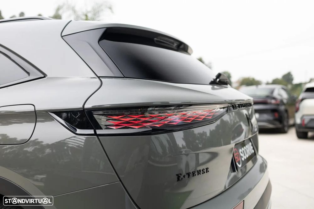 DS DS7 Crossback E-Tense Performance Line EAT8 - 29