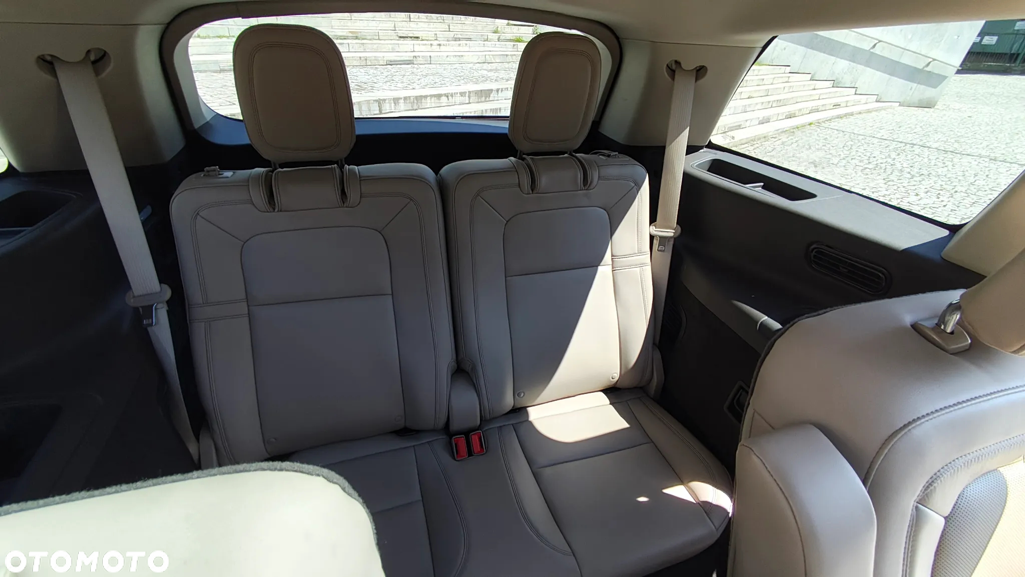 Lincoln Aviator - 34