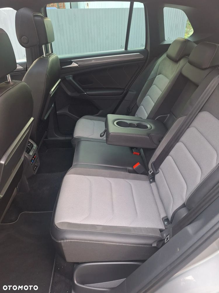 Volkswagen Tiguan 2.0 TDI SCR 4MOTION (BlueMotion Techn.) DSG Highline - 26