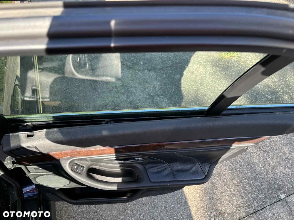 BMW Seria 7 - 21