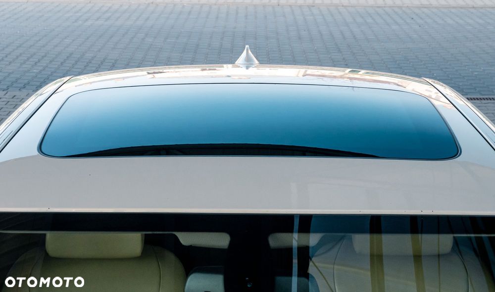 BMW Seria 5 528i - 18