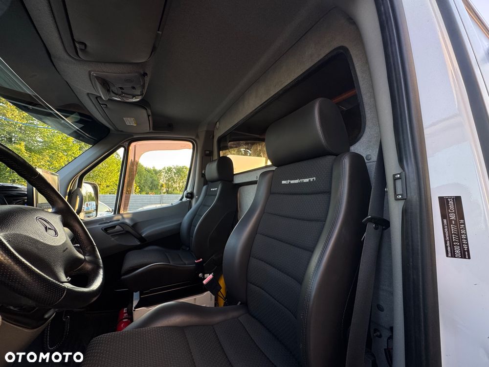 Mercedes-Benz SPRINTER - 9