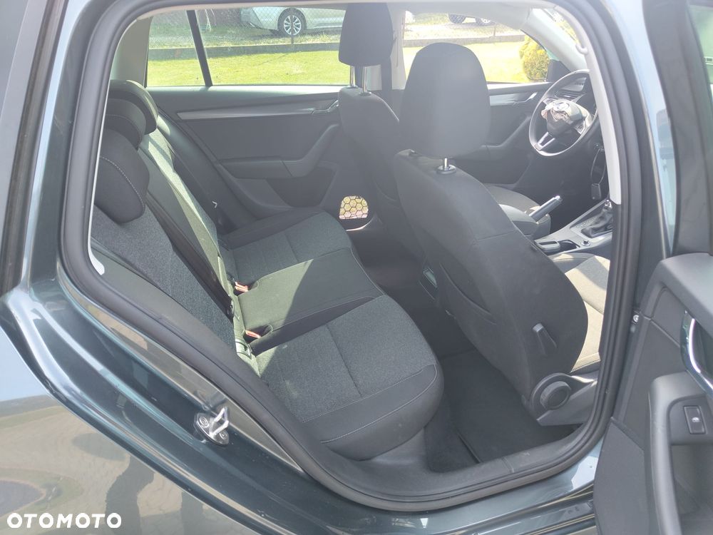 Skoda Octavia 1.5 TSI ACT DSG Soleil - 29