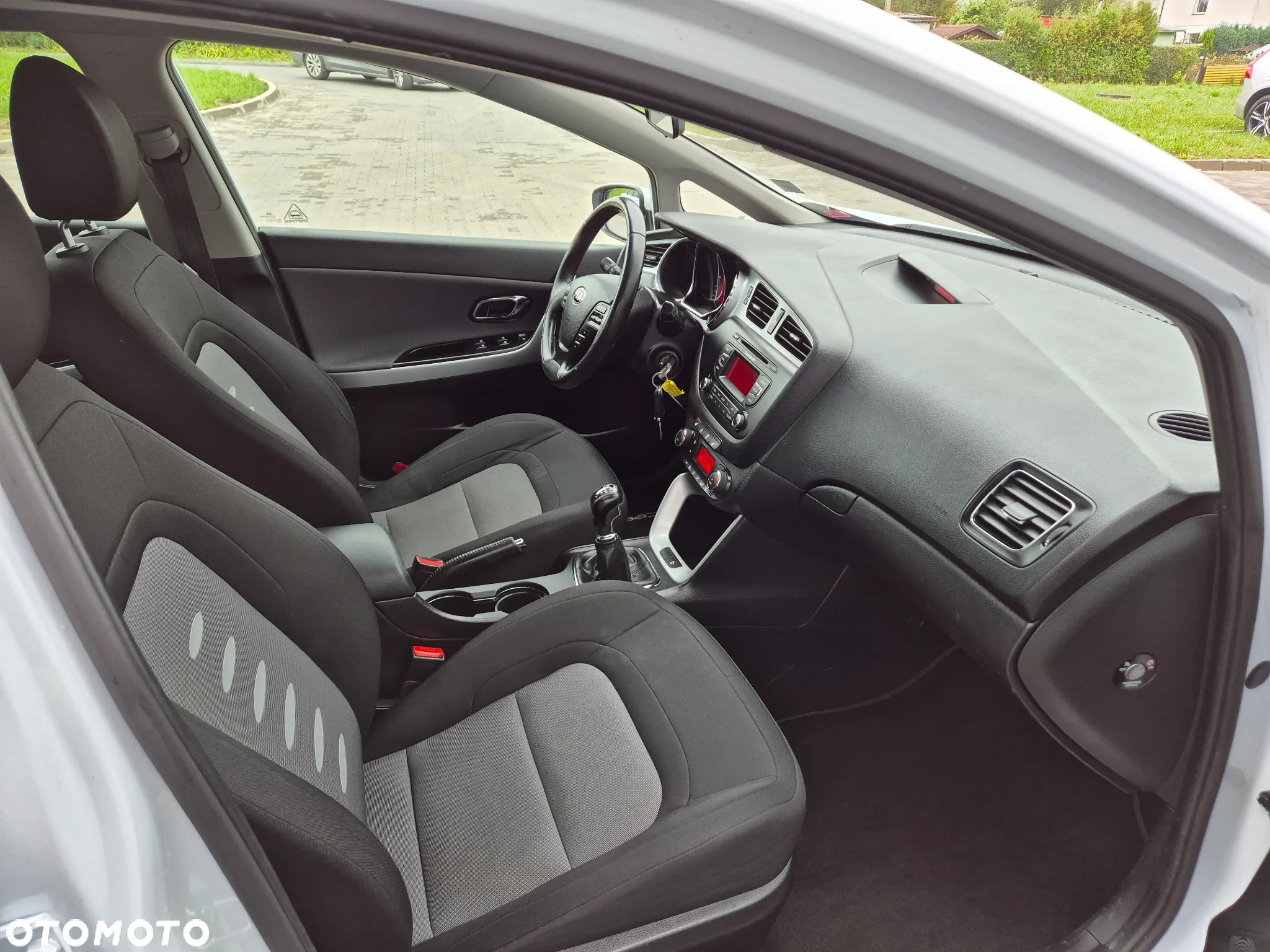 Kia Ceed 1.4 CVVT - 15