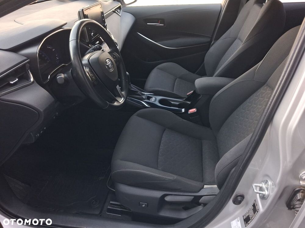 Toyota Corolla 1.8 Hybrid Comfort - 16