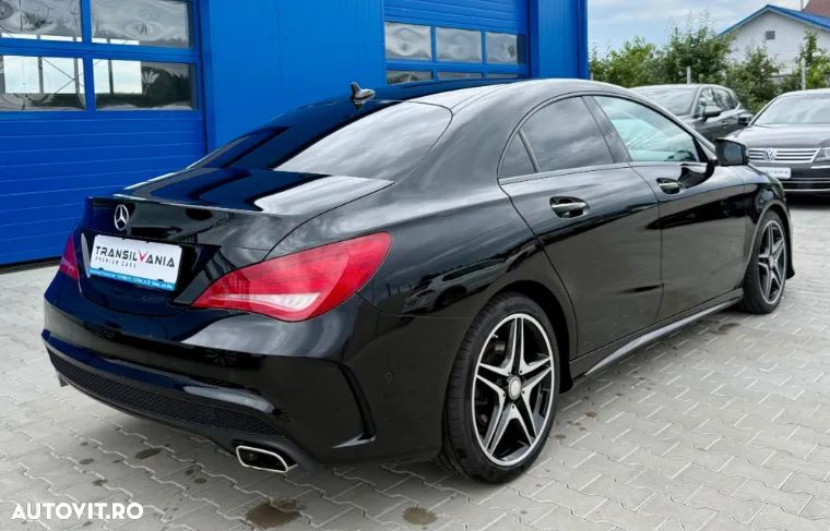 Mercedes-Benz CLA 220 d Shooting Brake 4Matic 7G-DCT AMG Line - 4