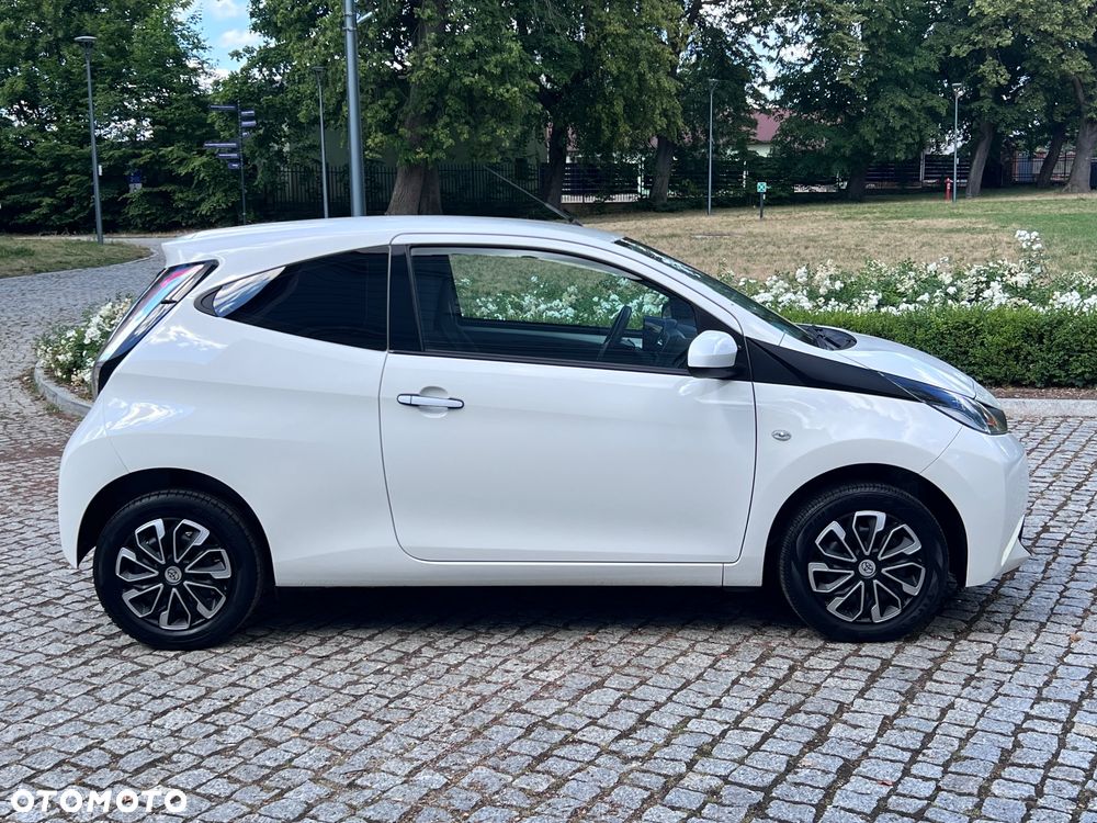 Toyota Aygo x - 7