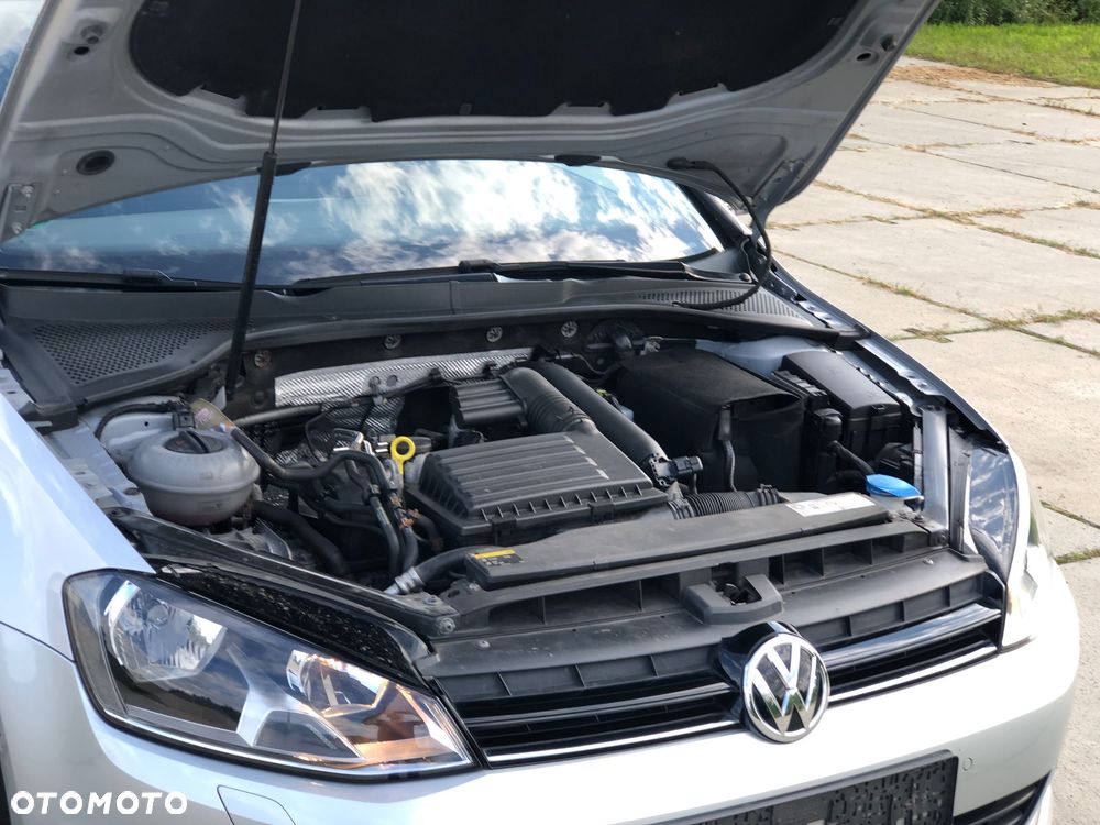 Volkswagen Golf 1.2 TSI BlueMotion Technology DSG Lounge - 38
