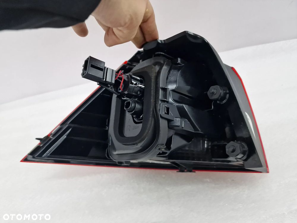 VW GOLF VII 5G0 7 HB 12- PRAWA LAMPA TYLNA TYLNIA TYŁ , NR 5G0945096M , NR AUKCJI LMT121 - 6