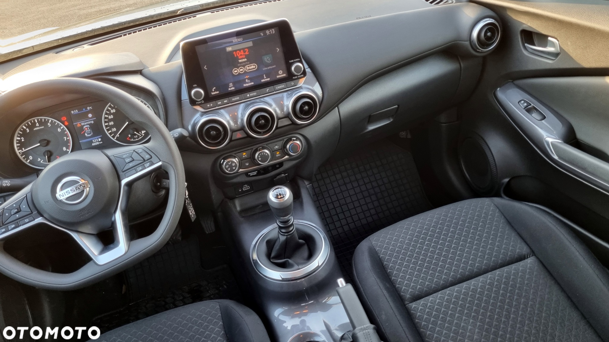 Nissan Juke 1.0 DIG-T Acenta - 23