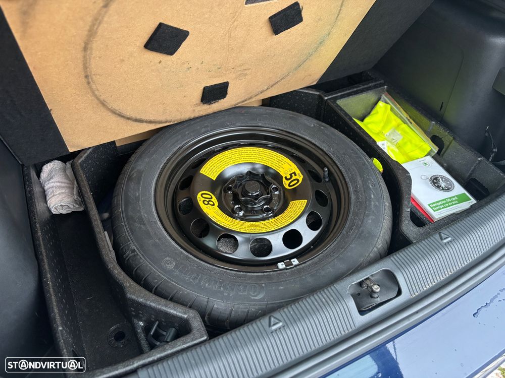 Skoda Yeti 1.6 TDI Elegance DSG - 21