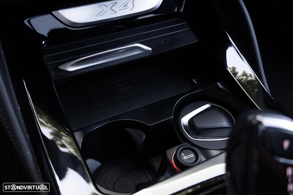 BMW X4 20 d xDrive XLine Auto - 52