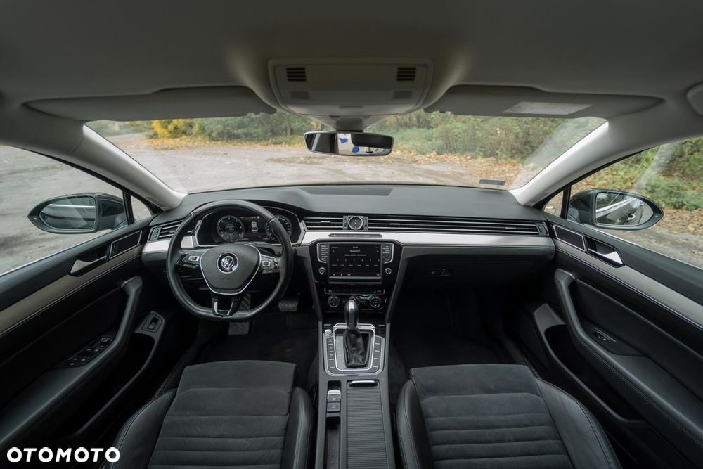 Volkswagen Passat 2.0 TDI Bi-Turbo BMT 4Mot Highline DSG - 20